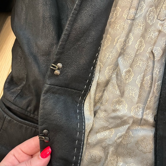 Boss leather jacket - Picture 3 of 5